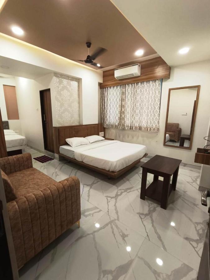 Sai Sagar Lodging & Boarding Ulhasnagar Екстер'єр фото