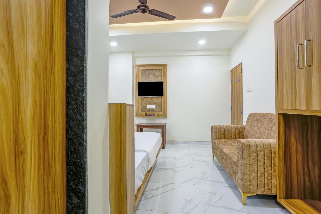 Sai Sagar Lodging & Boarding Ulhasnagar Екстер'єр фото
