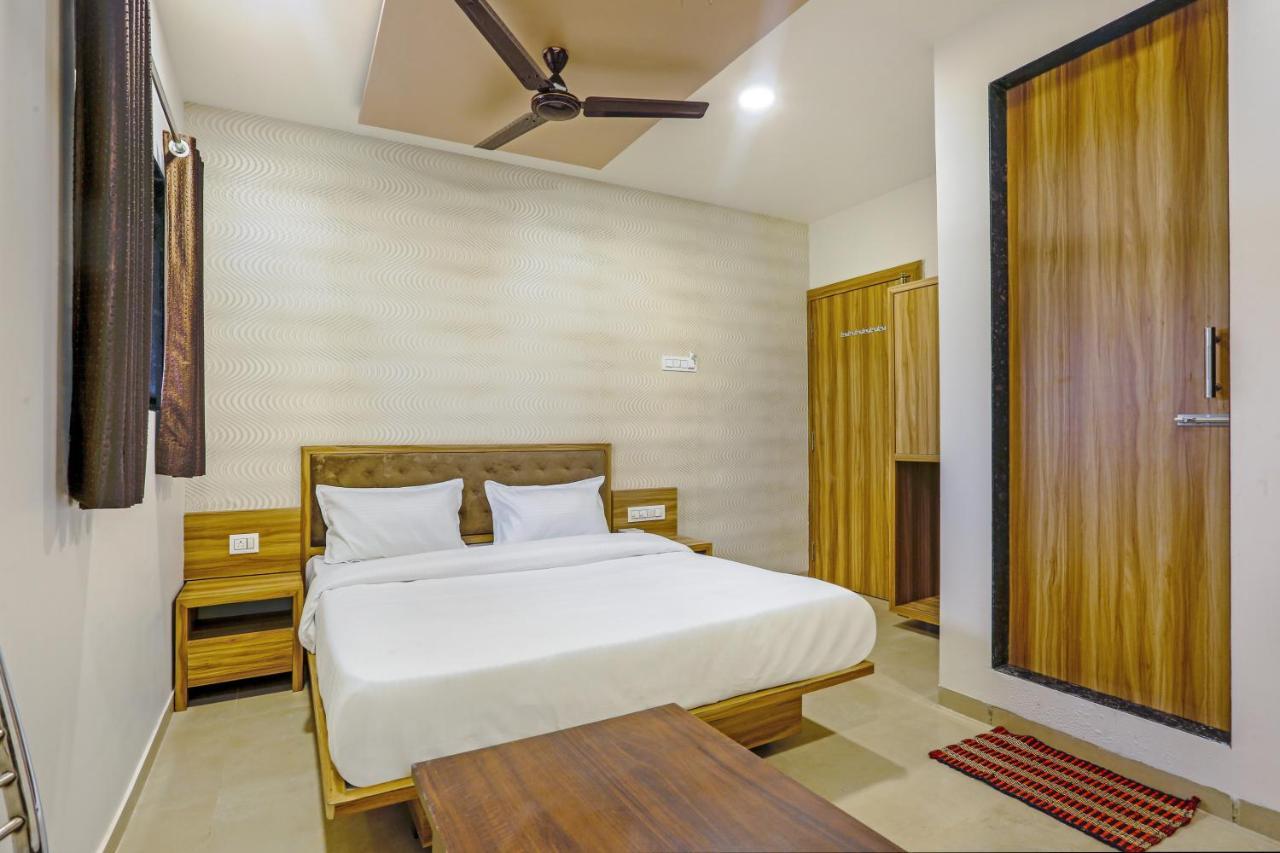Sai Sagar Lodging & Boarding Ulhasnagar Екстер'єр фото